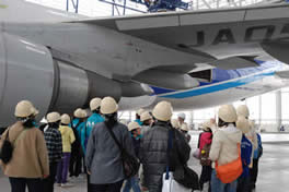 Nca 日本貨物航空 Naaエコキッズ クラブ Ncaの最新鋭エコハンガーを見学
